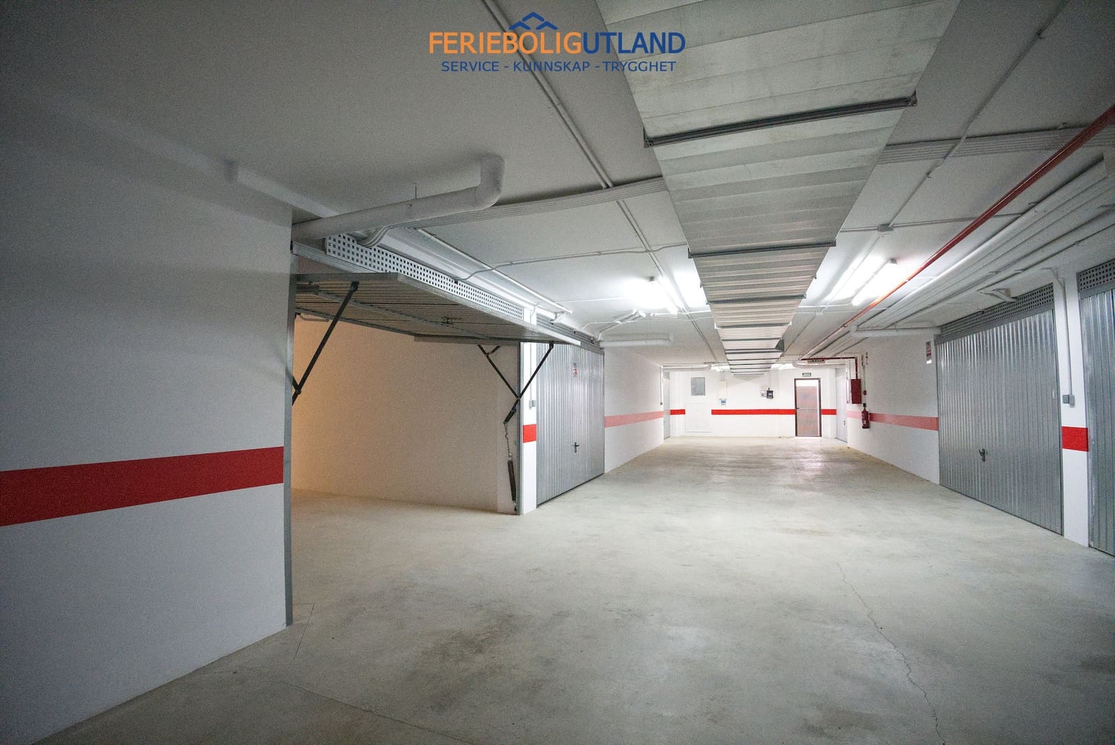 4 soveværelse Byhus til salg i San Pedro del Pinatar med swimmingpool garage - € 342.000 (Ref: 10006879)