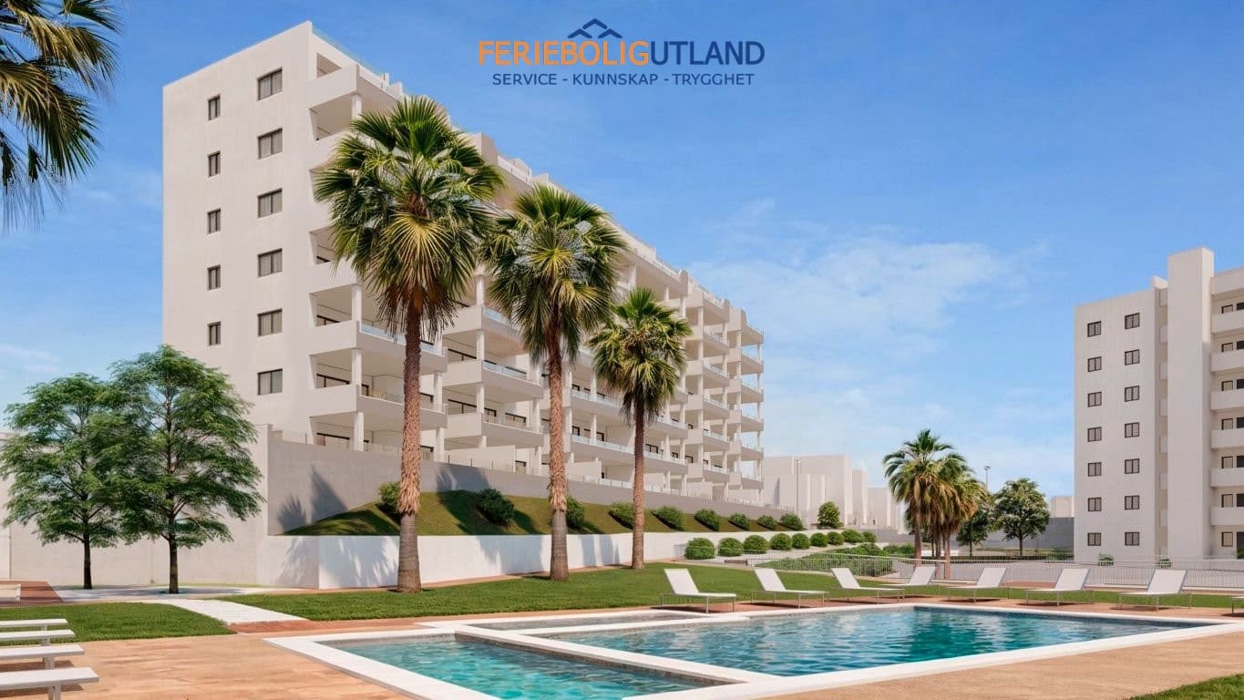 Apartamento de 2 habitaciones en San Miguel de Salinas en venta con piscina garaje - 245.000 € (Ref: 10006881)