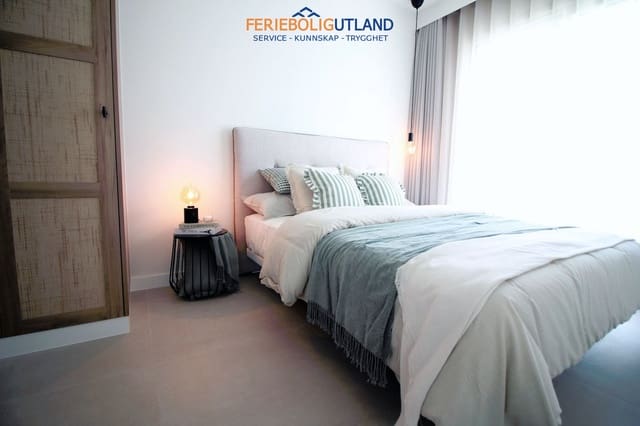 Bungalow de 2 habitaciones en Torre de la Horadada, Pilar de la Horadada en venta con piscina garaje - 385.000 € (Ref: 10006885)