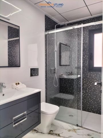 Chalet de 3 habitaciones en Pinar de Campoverde, Pilar de la Horadada en venta con piscina garaje - 399.000 € (Ref: 10006890)