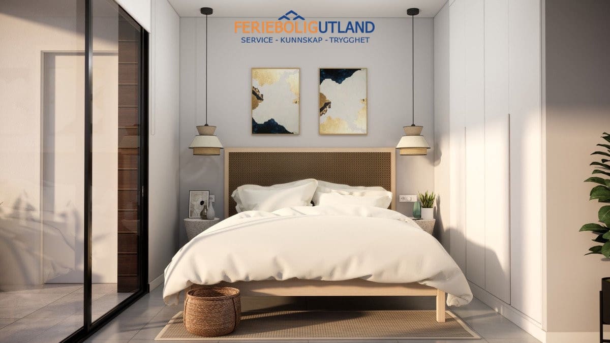 Chalet de 3 habitaciones en Pilar de la Horadada en venta con piscina garaje - 399.000 € (Ref: 10006890)
