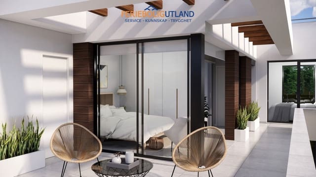 Chalet de 3 habitaciones en Pinar de Campoverde, Pilar de la Horadada en venta con piscina garaje - 399.000 € (Ref: 10006890)
