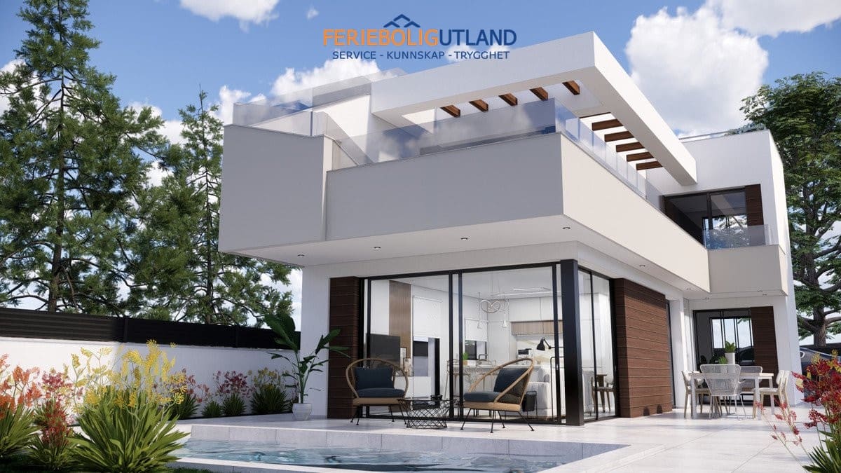 Chalet de 3 habitaciones en Pilar de la Horadada en venta con piscina garaje - 399.000 € (Ref: 10006890)