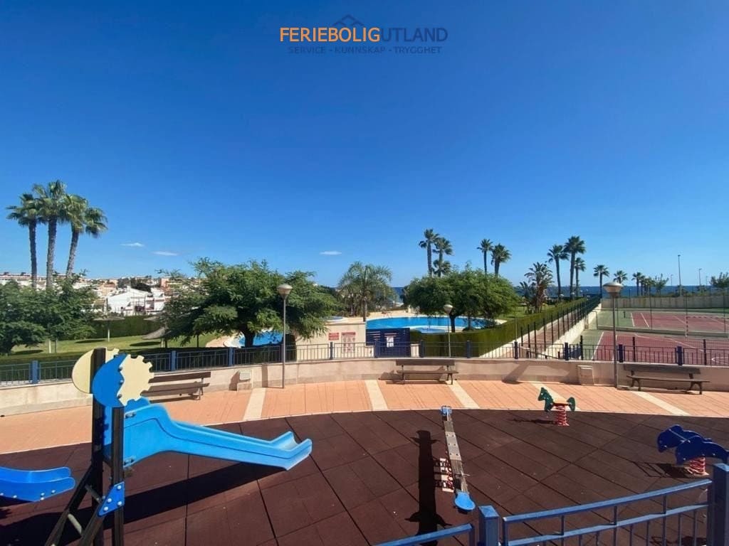 2 soverom Penthouse til salgs i Pilar de la Horadada med svømmebasseng garasje - € 349 000 (Ref: 10006893)