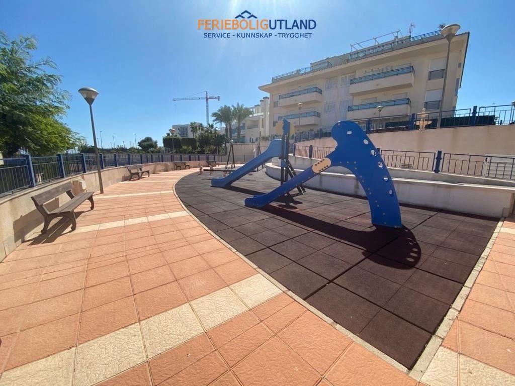 2 soverom Penthouse til salgs i Pilar de la Horadada med svømmebasseng garasje - € 349 000 (Ref: 10006893)