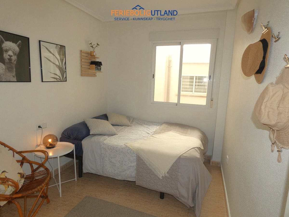 Apartamento de 3 habitaciones en Torrevieja en venta - 199.000 € (Ref: 10006897)
