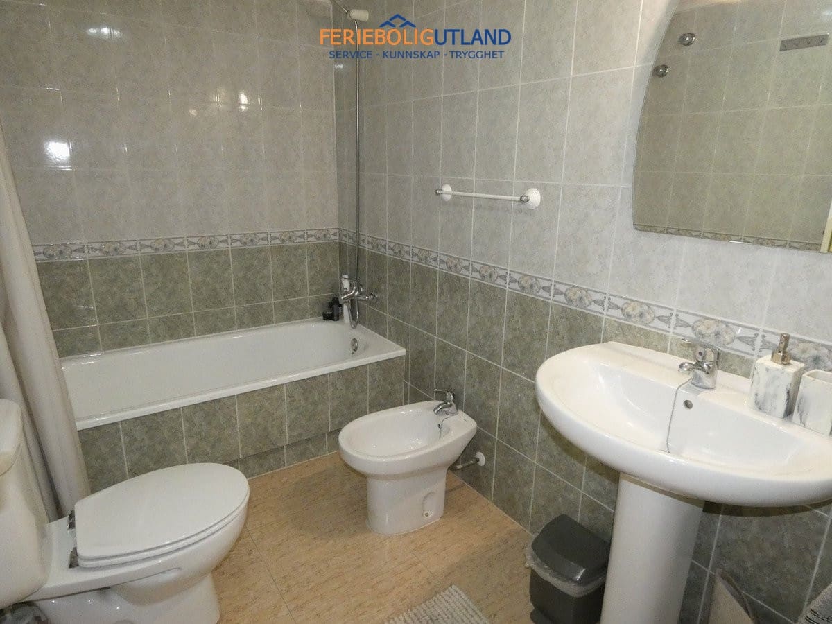 Apartamento de 3 habitaciones en Torrevieja en venta - 199.000 € (Ref: 10006897)