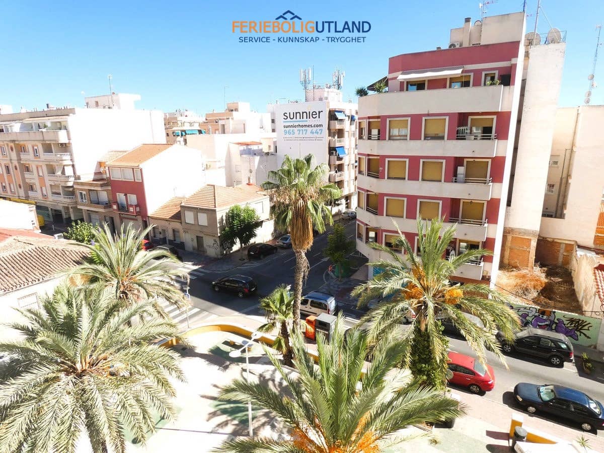 Apartamento de 3 habitaciones en Torrevieja en venta - 199.000 € (Ref: 10006897)