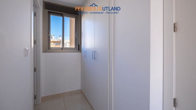 2 soveværelse Lejlighed til salg i Villamartin, Orihuela med swimmingpool garage - € 265.000 (Ref: 10006899)