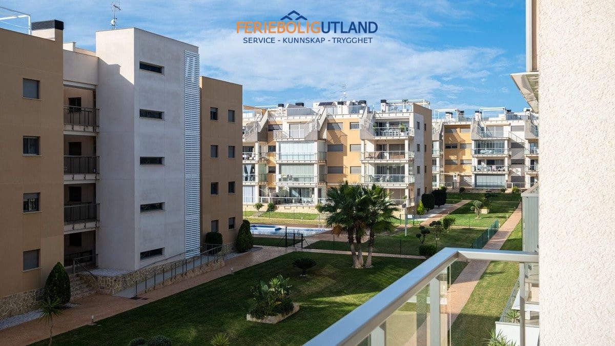 2 soveværelse Lejlighed til salg i Villamartin med swimmingpool garage - € 265.000 (Ref: 10006899)