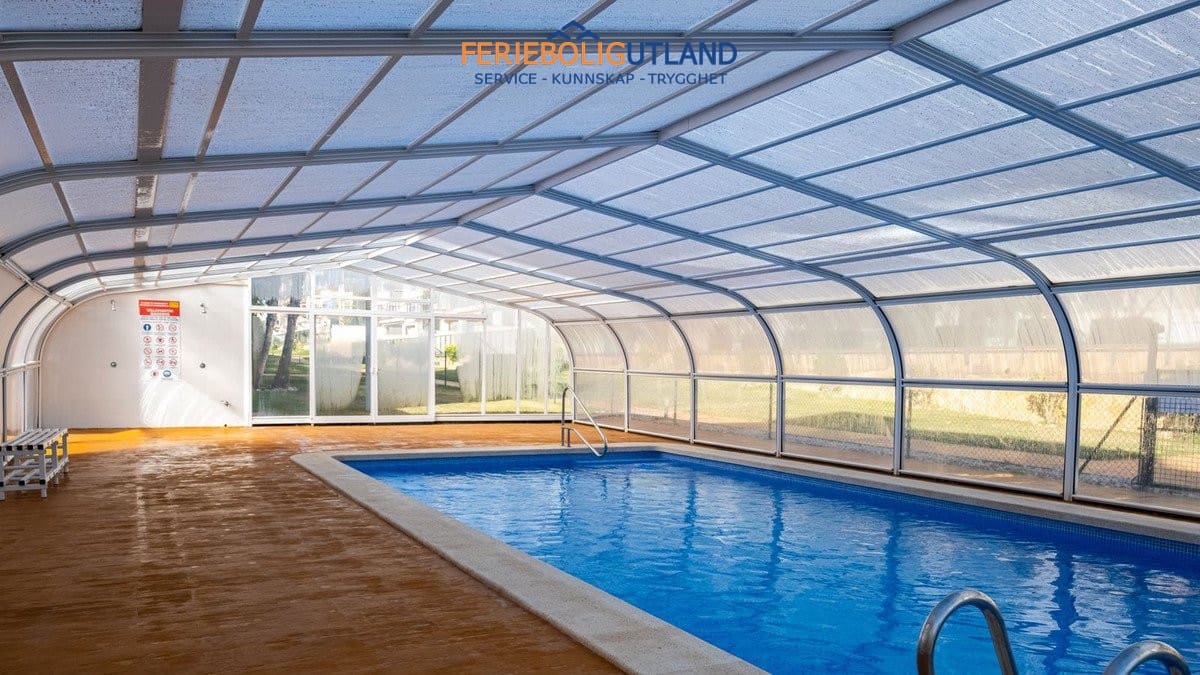 2 soveværelse Lejlighed til salg i Villamartin med swimmingpool garage - € 265.000 (Ref: 10006899)
