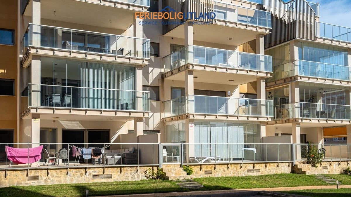 2 soveværelse Lejlighed til salg i Villamartin med swimmingpool garage - € 265.000 (Ref: 10006899)