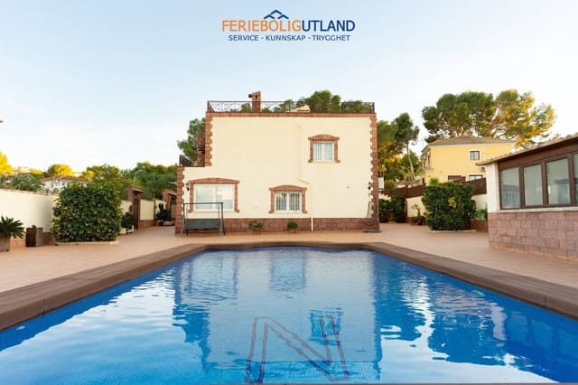 7 slaapkamer Villa te koop in Los Balcones met zwembad garage - € 930.000 (Ref: 10006900)