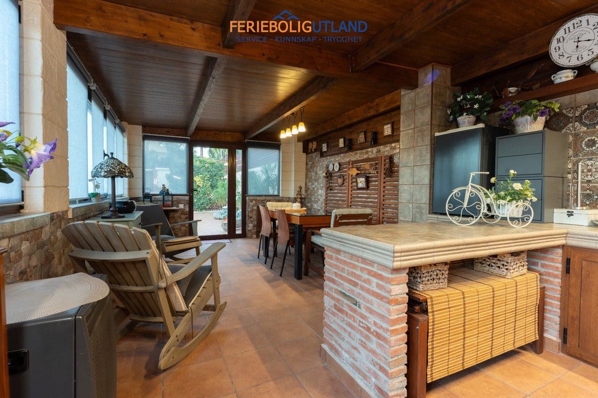 7 slaapkamer Villa te koop in Los Balcones met zwembad garage - € 930.000 (Ref: 10006900)