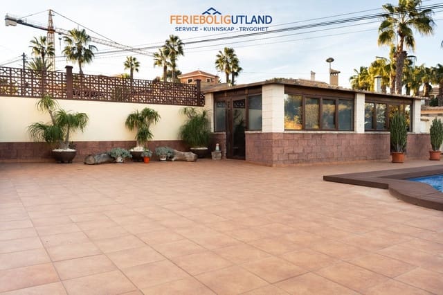 7 slaapkamer Villa te koop in Los Balcones met zwembad garage - € 930.000 (Ref: 10006900)