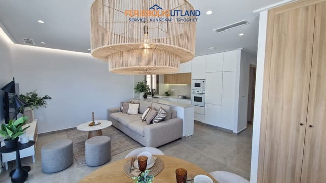 Chalet de 3 habitaciones en Pinar de Campoverde, Pilar de la Horadada en venta con piscina garaje - 474.900 € (Ref: 10006902)