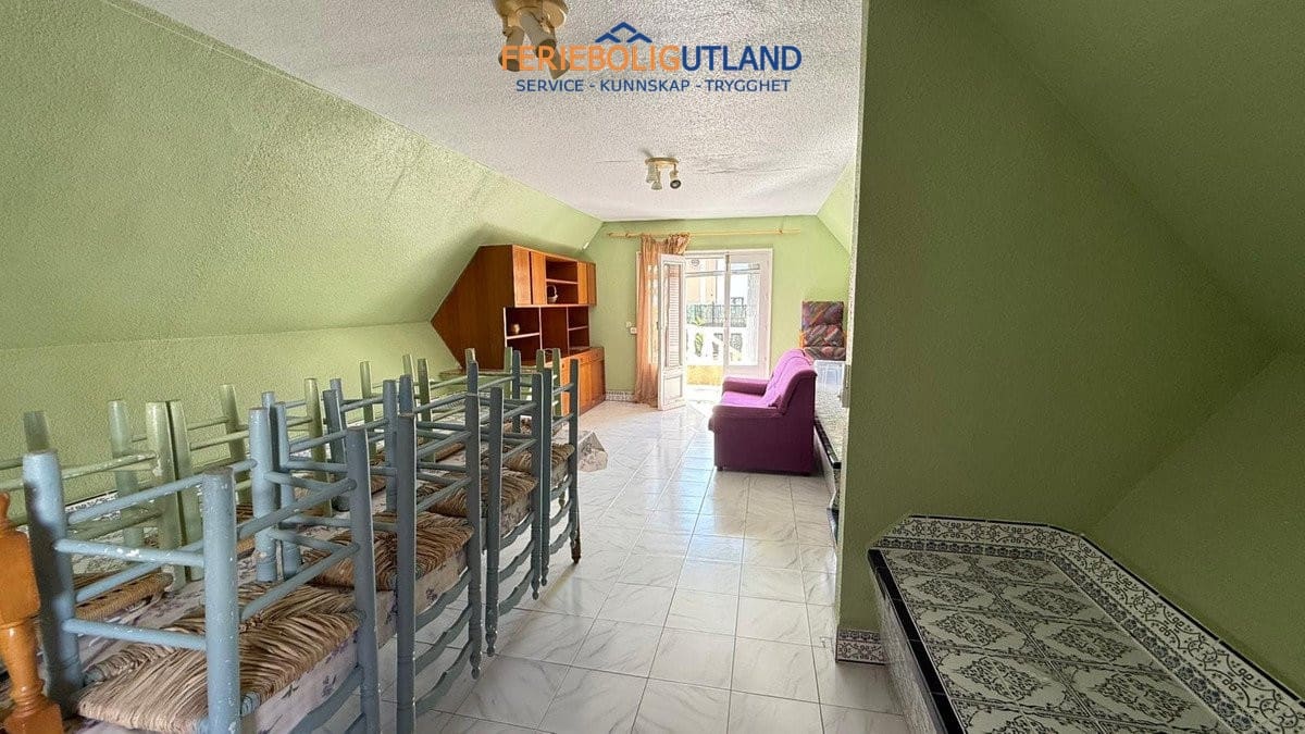3 soveværelse Villa til salg i Torrevieja med swimmingpool garage - € 490.500 (Ref: 10006907)