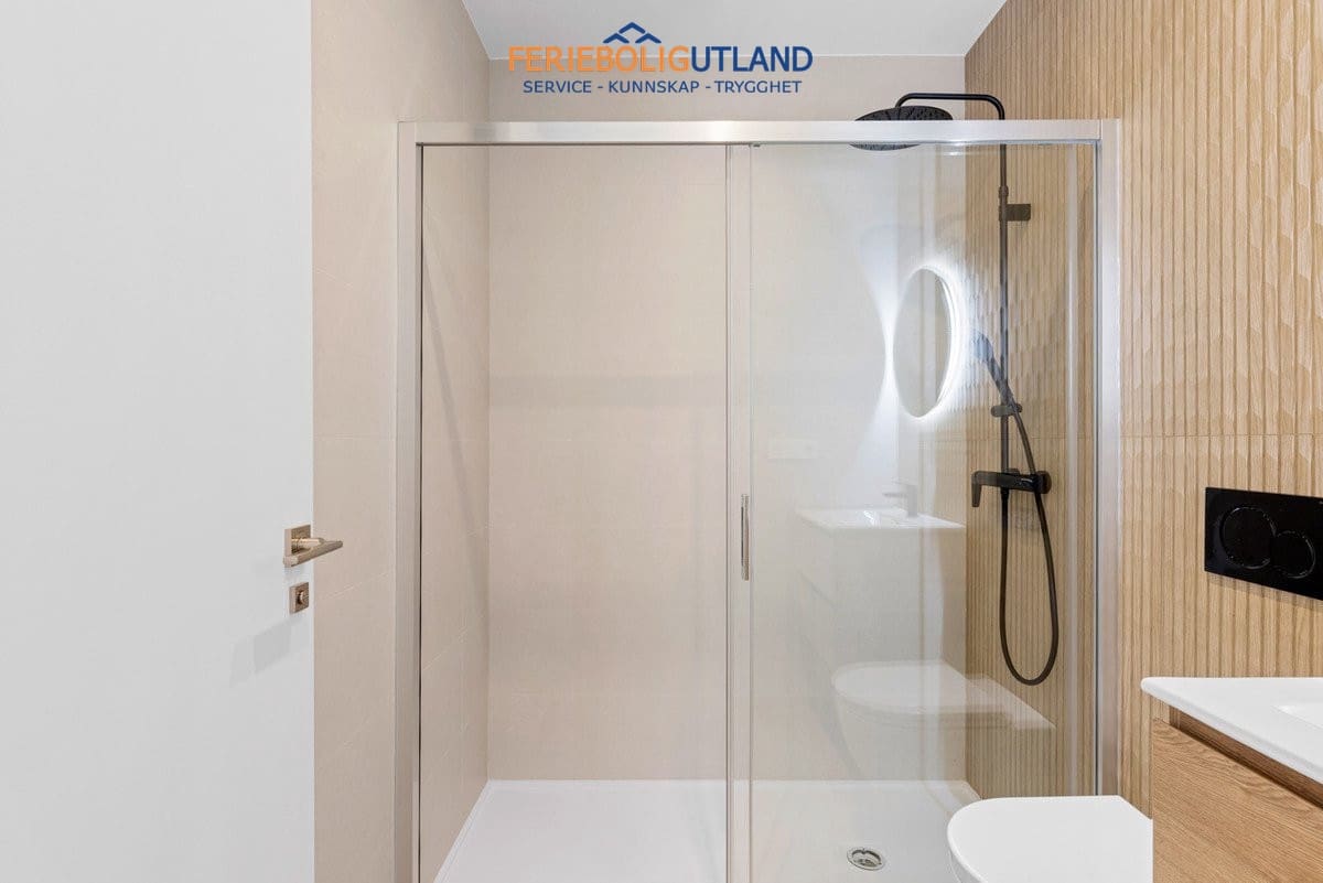 2 bedroom Apartment for sale in Benijofar with pool garage - € 330,000 (Ref: 10006908)