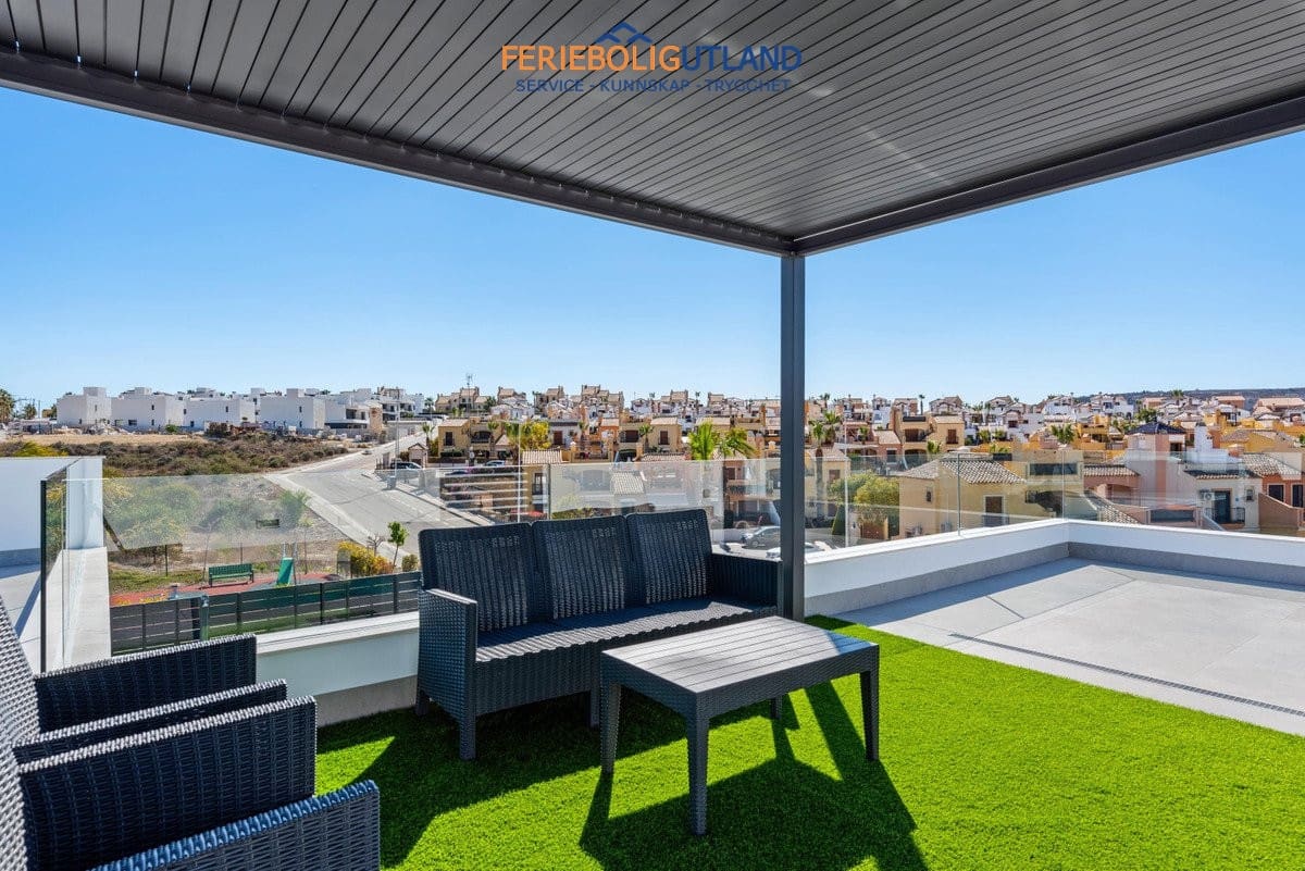 3 sovrum Villa till salu i Algorfa med pool garage - 670 000 € (Ref: 10006909)