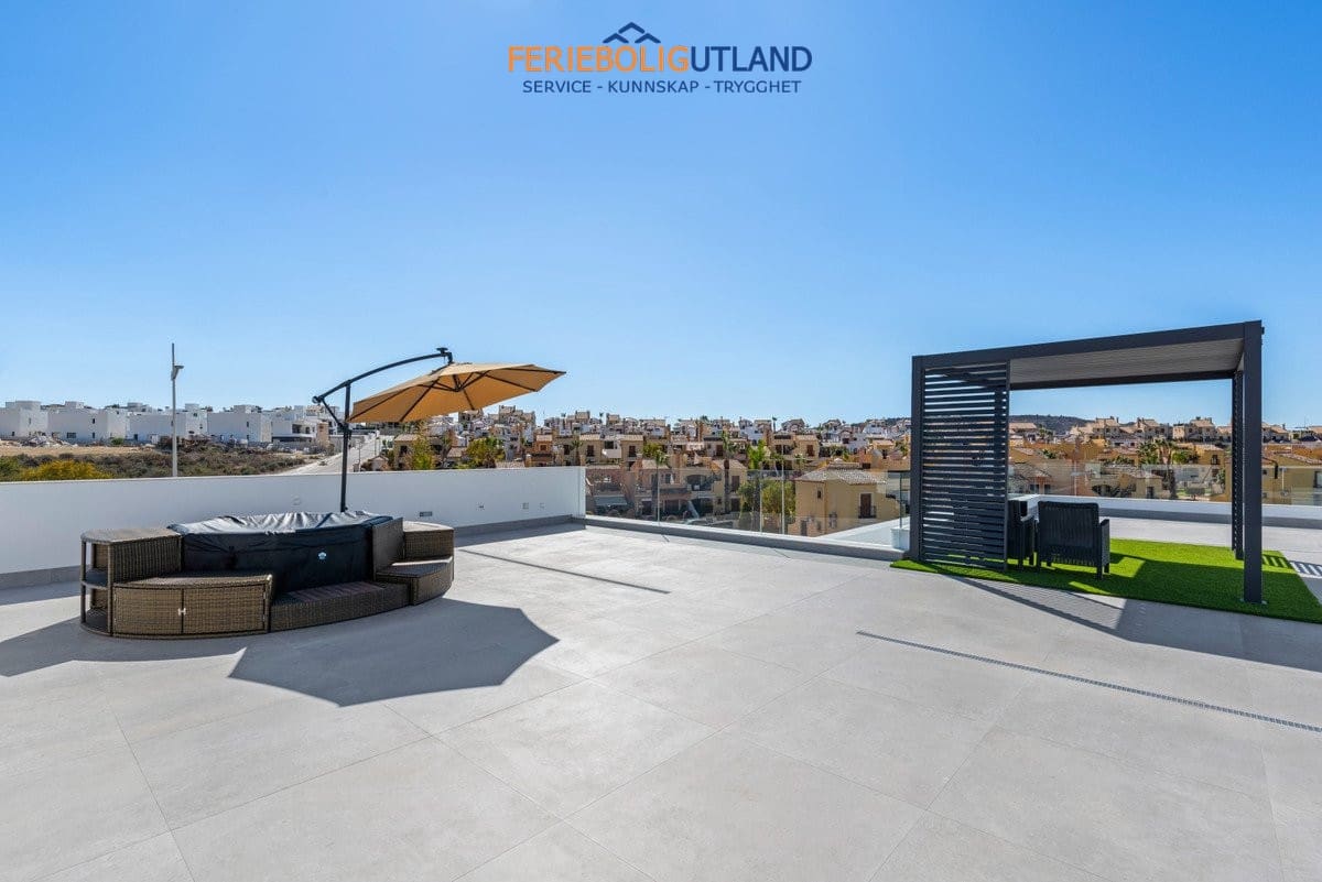 3 sovrum Villa till salu i Algorfa med pool garage - 670 000 € (Ref: 10006909)