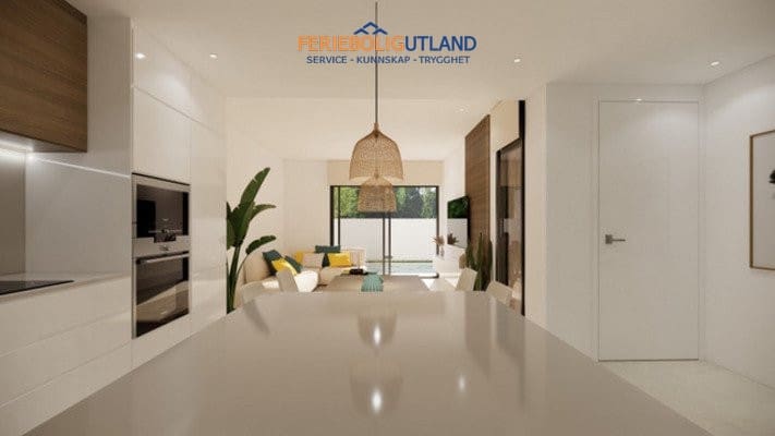 Chalet de 3 habitaciones en La Marina en venta con piscina garaje - 365.000 € (Ref: 10006913)