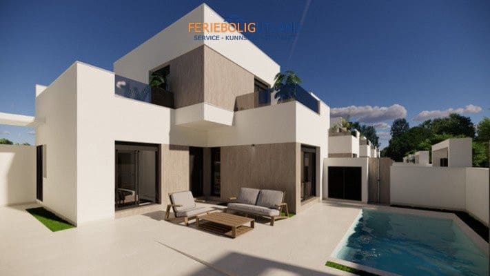 Chalet de 3 habitaciones en La Marina en venta con piscina garaje - 365.000 € (Ref: 10006913)