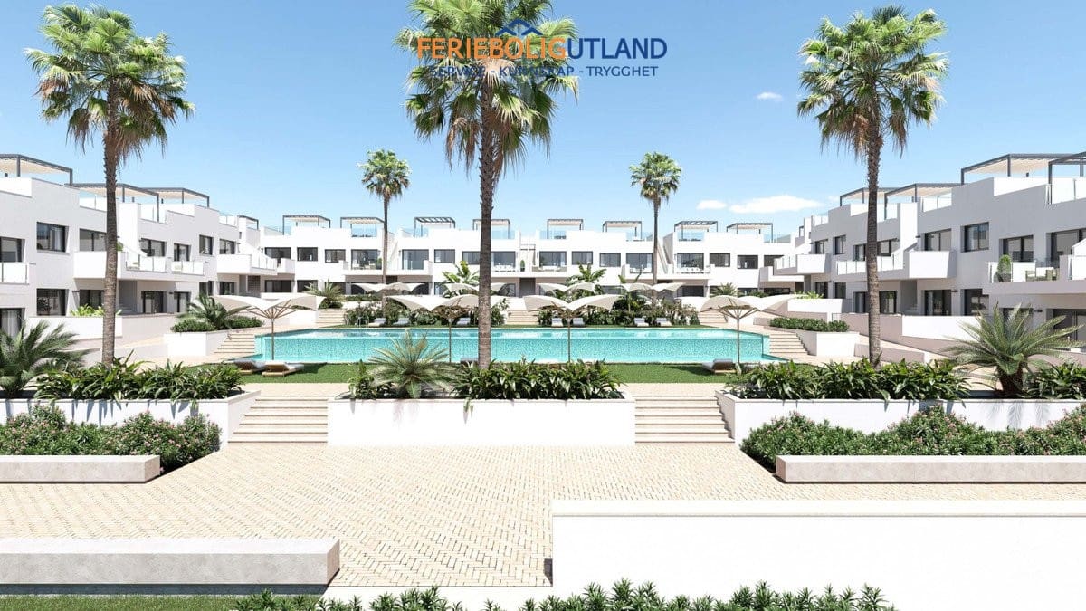 2 soveværelse Lejlighed til salg i Torrevieja med swimmingpool - € 299.900 (Ref: 10006914)