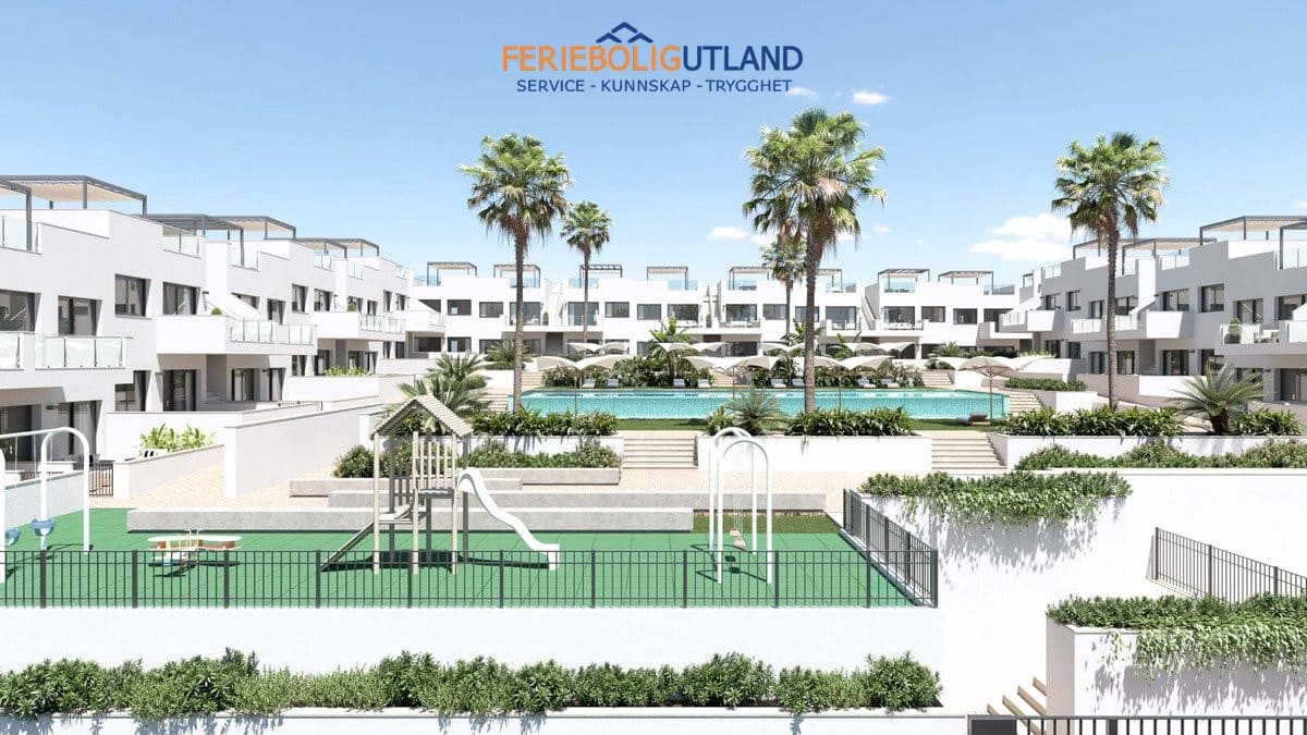2 soveværelse Lejlighed til salg i Torrevieja med swimmingpool - € 299.900 (Ref: 10006914)