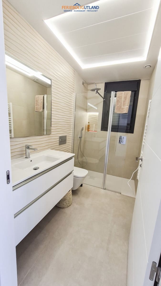 3 bedroom Villa for sale in San Pedro del Pinatar with pool garage - € 439,000 (Ref: 10006915)
