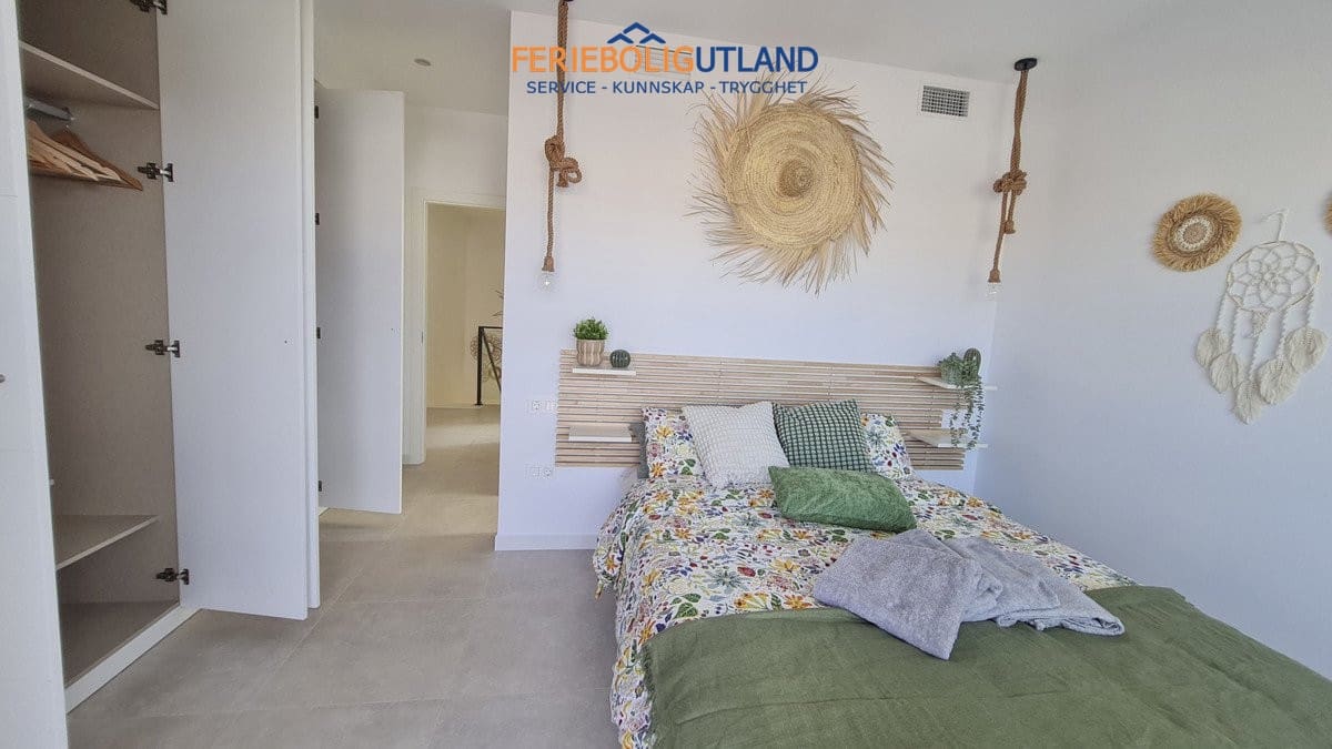3 bedroom Villa for sale in San Pedro del Pinatar with pool garage - € 439,000 (Ref: 10006915)