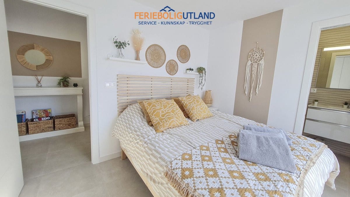 3 bedroom Villa for sale in San Pedro del Pinatar with pool garage - € 439,000 (Ref: 10006915)