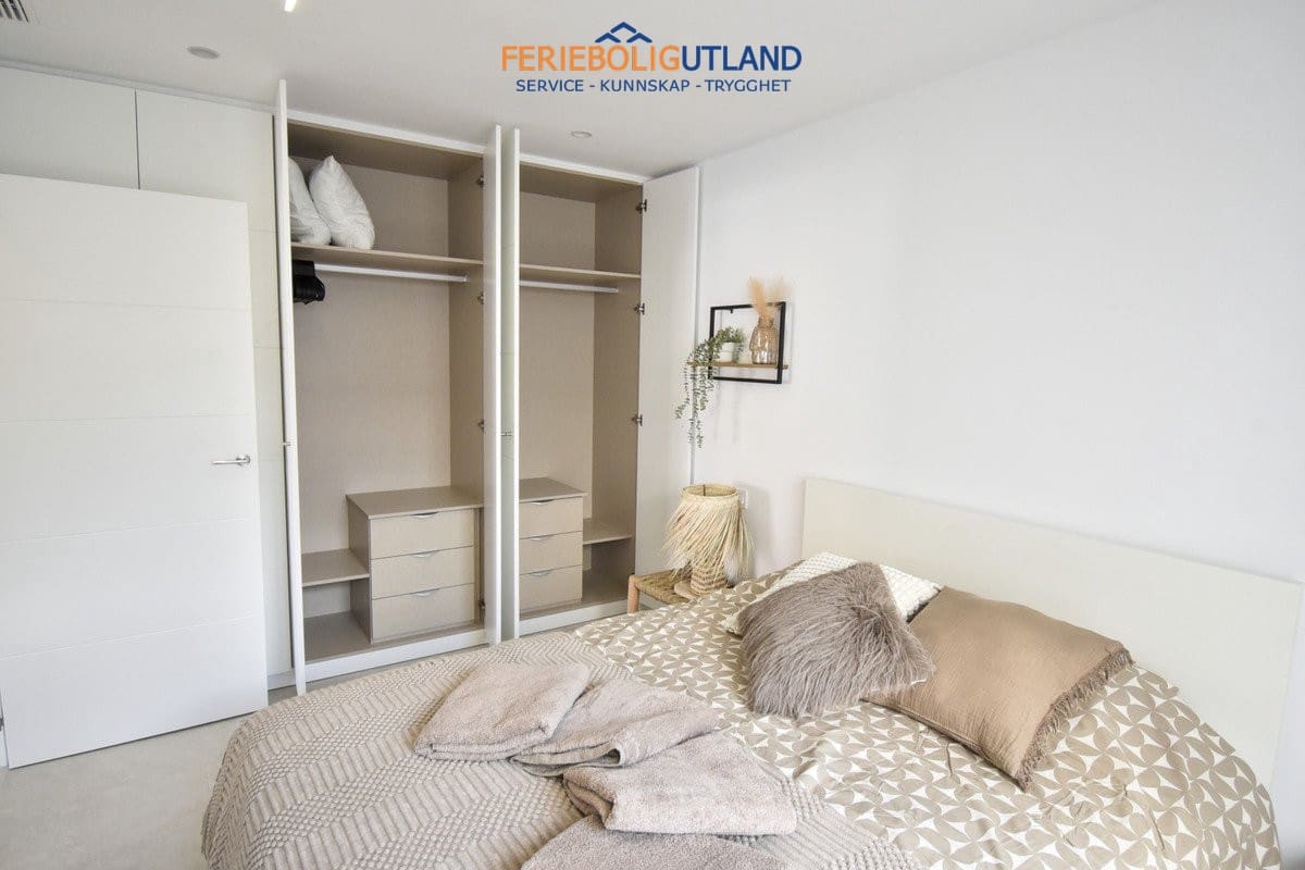 3 bedroom Villa for sale in San Pedro del Pinatar with pool garage - € 439,000 (Ref: 10006915)