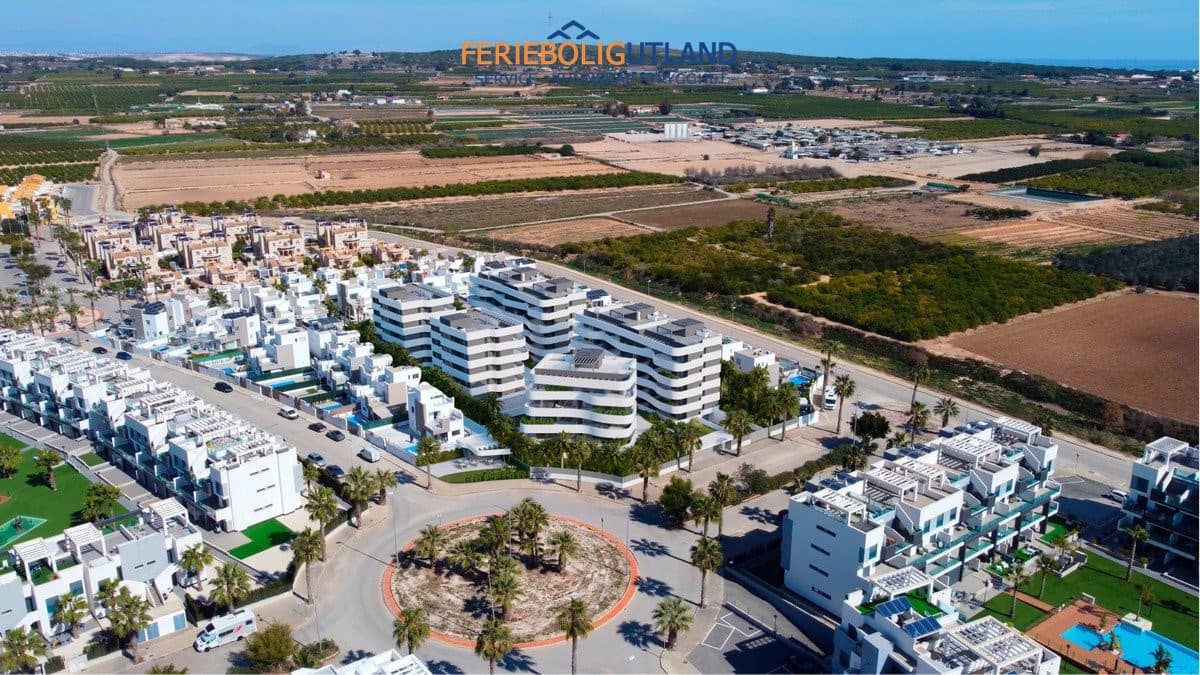 Apartamento de 2 habitaciones en El Raso en venta con piscina - 365.000 € (Ref: 10006917)
