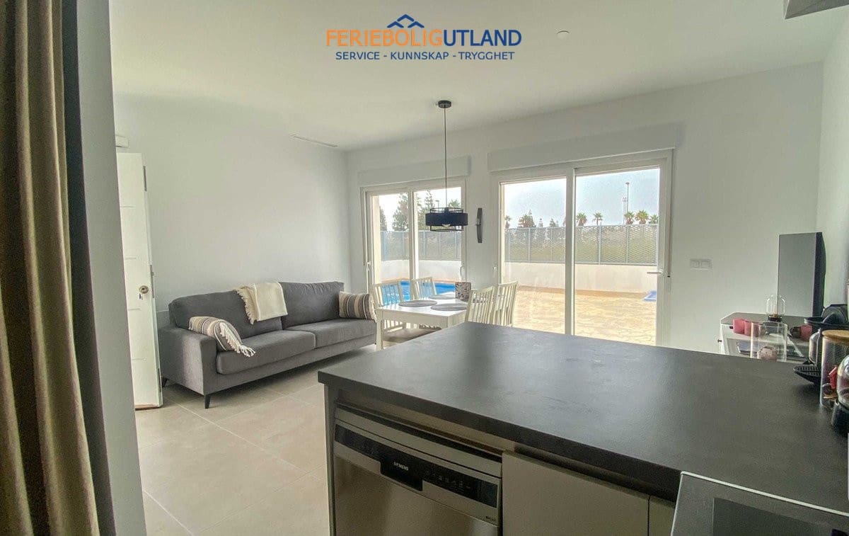 3 Zimmer Villa zu verkaufen in Los Alcazares mit Pool - 397.650 € (Ref: 10006922)