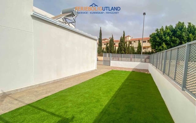 3 quarto Moradia para venda em Las Lomas de Rame - Bahía Bella, Los Alcázares com piscina - 397 650 € (Ref: 10006922)