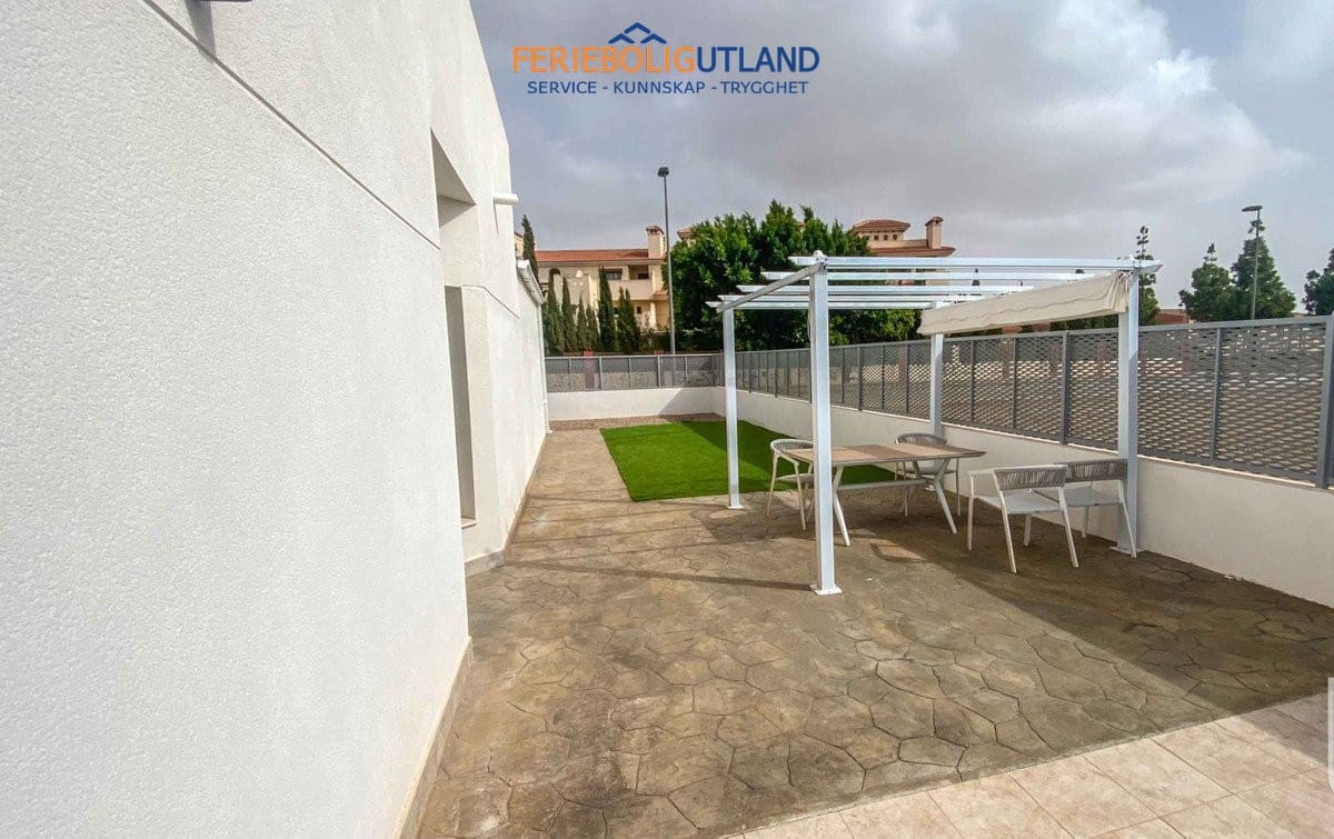 3 Zimmer Villa zu verkaufen in Los Alcazares mit Pool - 397.650 € (Ref: 10006922)