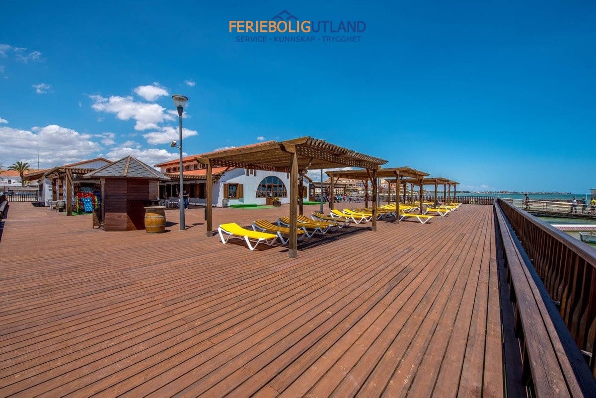 3 Zimmer Villa zu verkaufen in Los Alcazares mit Pool - 397.650 € (Ref: 10006922)