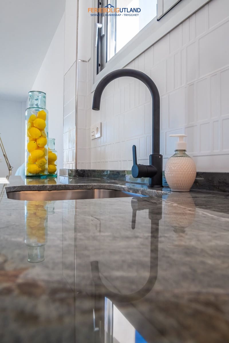 3 soverom Villa til salgs i Los Alcazares med svømmebasseng garasje - € 445 000 (Ref: 10006926)