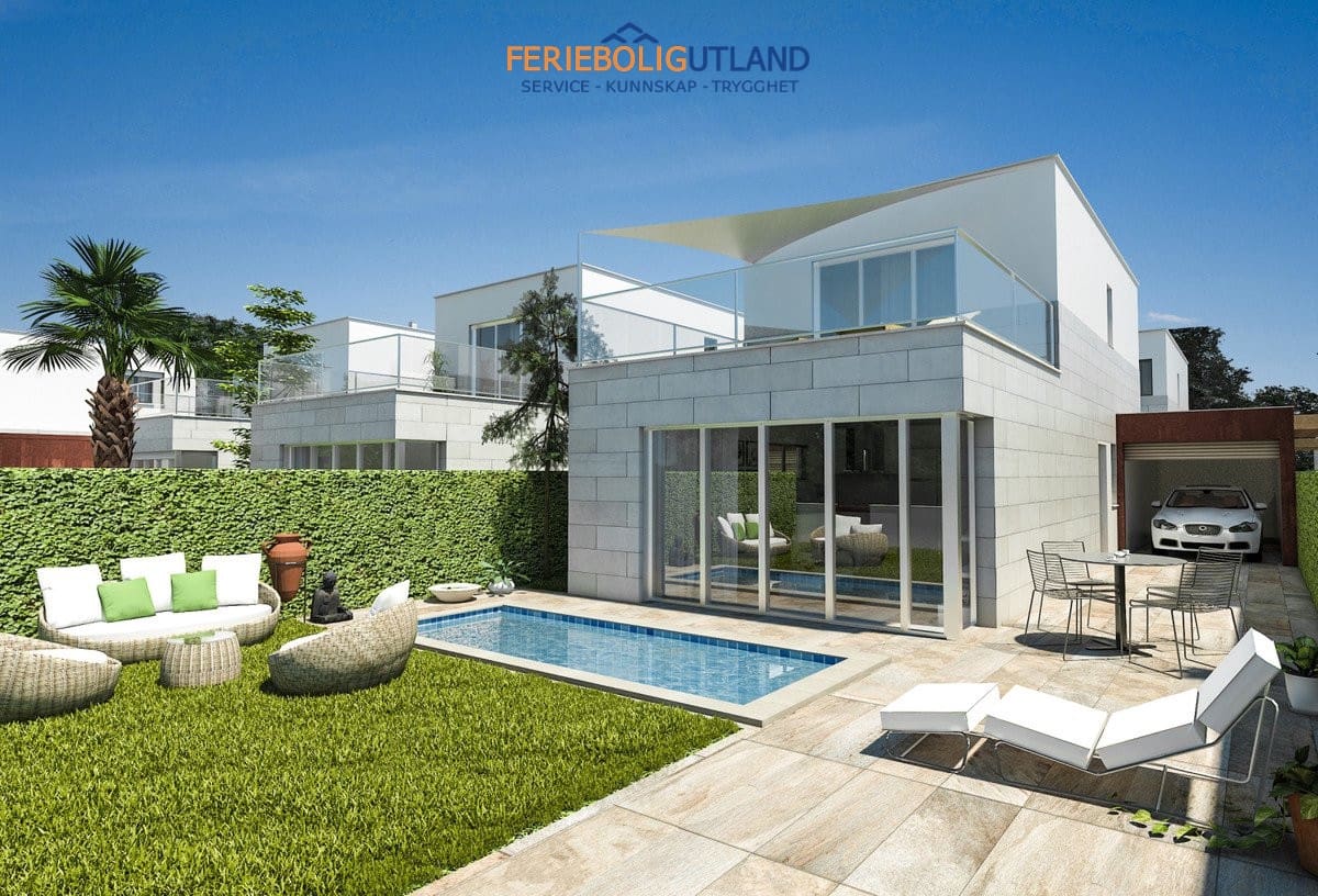 3 soverom Villa til salgs i Los Alcazares med svømmebasseng garasje - € 445 000 (Ref: 10006926)