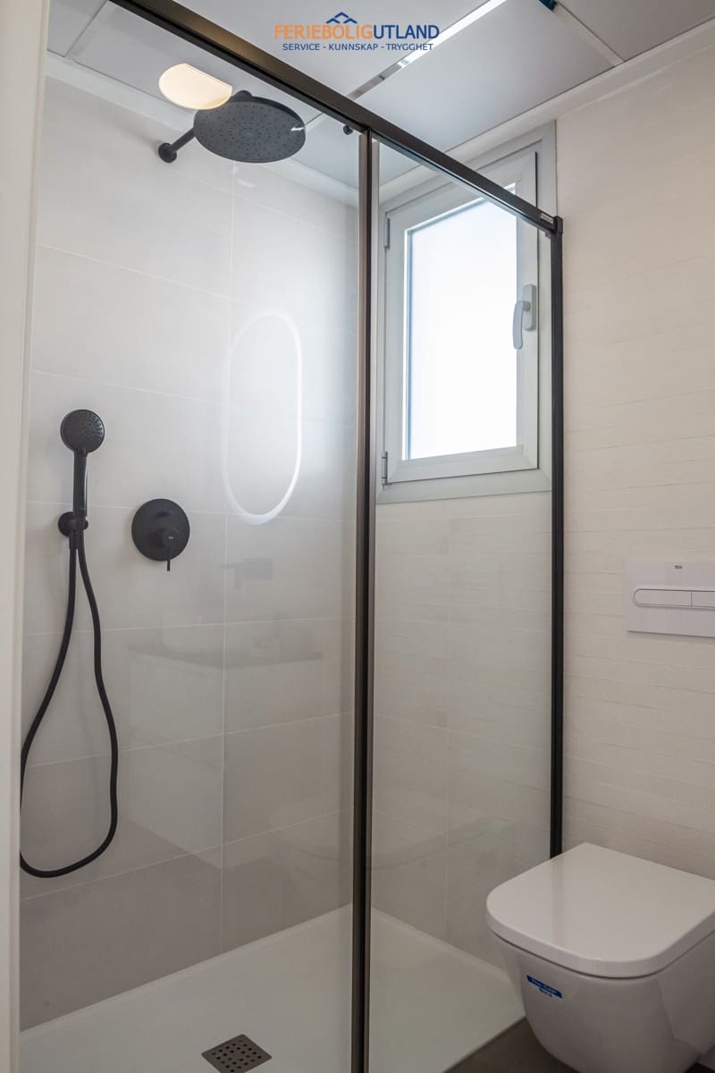 3 soverom Villa til salgs i Los Alcazares med svømmebasseng garasje - € 445 000 (Ref: 10006926)