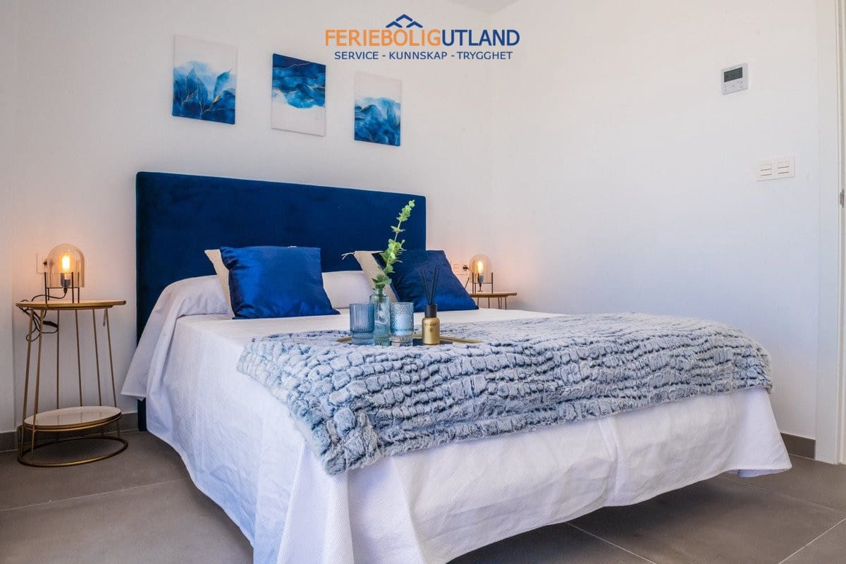 3 soverom Villa til salgs i Los Alcazares med svømmebasseng garasje - € 445 000 (Ref: 10006926)