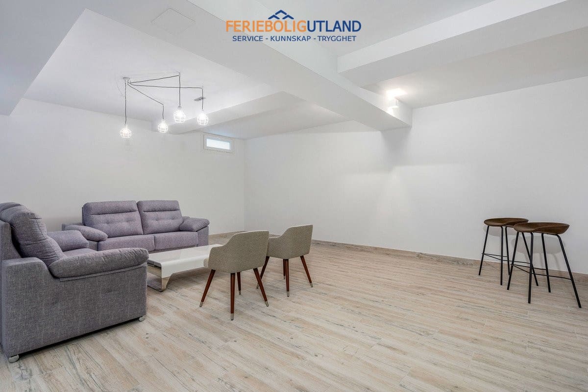 3 soveværelse Villa til salg i Los Montesinos med swimmingpool garage - € 485.000 (Ref: 10006931)