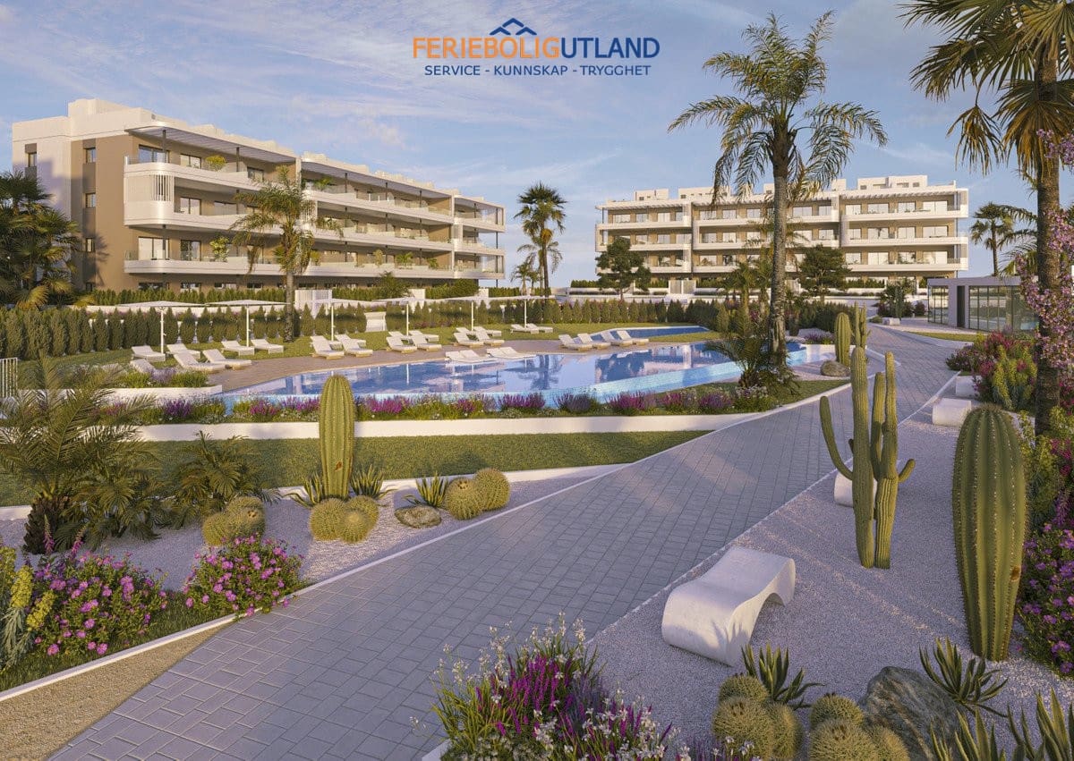 3 bedroom Penthouse for sale in Torrevieja with pool garage - € 415,000 (Ref: 10006933)