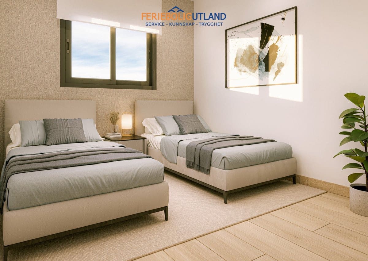 3 bedroom Penthouse for sale in Torrevieja with pool garage - € 415,000 (Ref: 10006933)