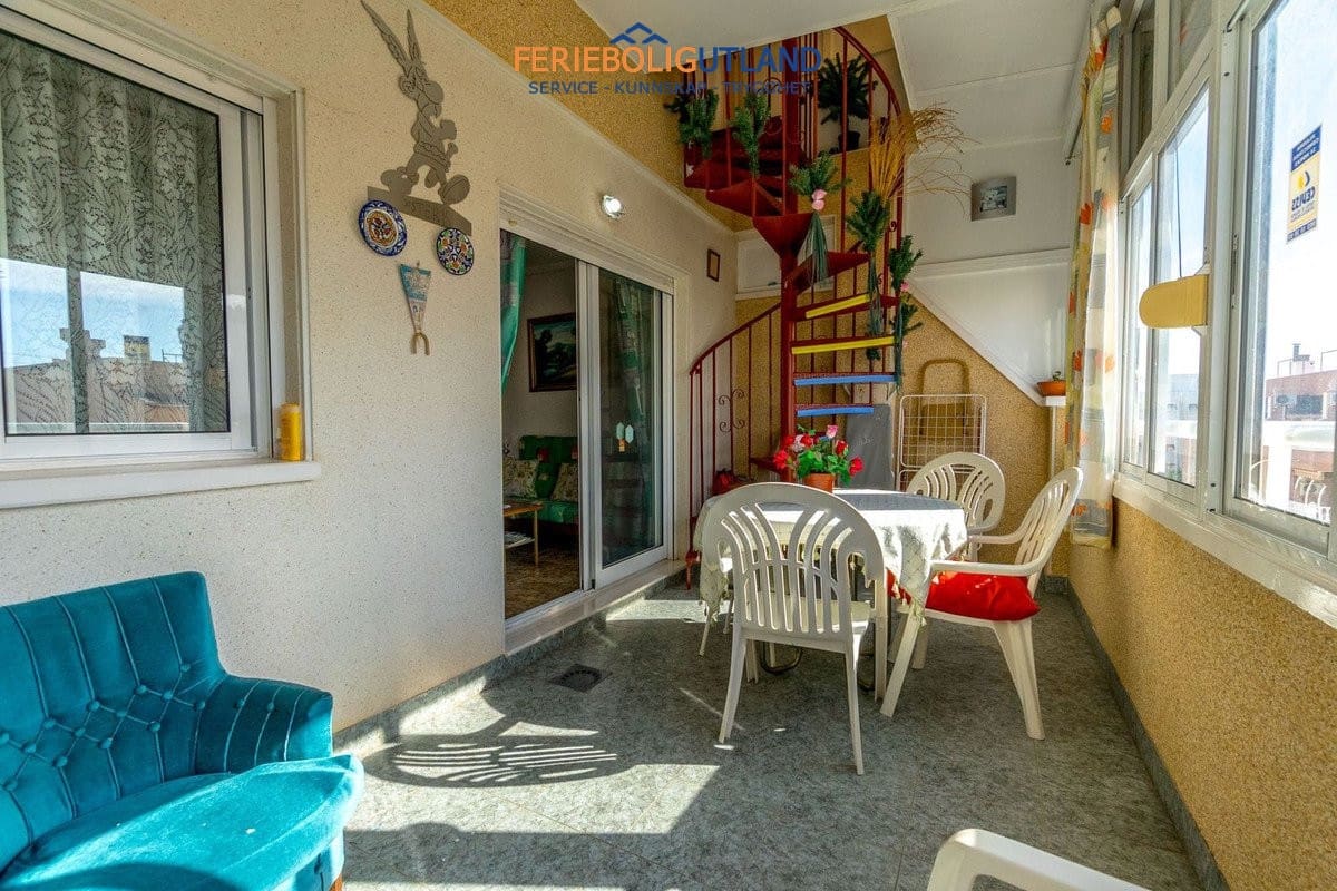 3 sypialnia Penthouse na sprzedaż w Torrevieja z garażem - 229 000 € (Ref: 10006934)