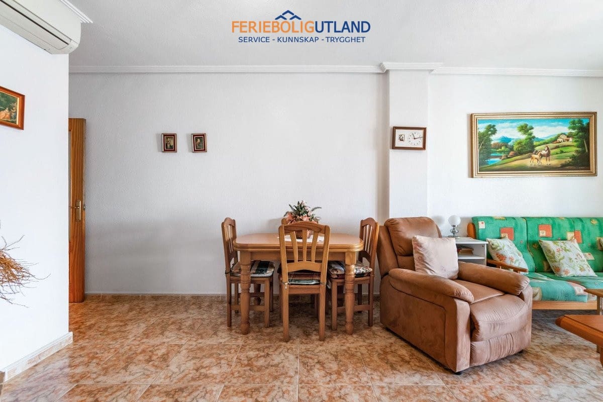 3 sypialnia Penthouse na sprzedaż w Torrevieja z garażem - 229 000 € (Ref: 10006934)