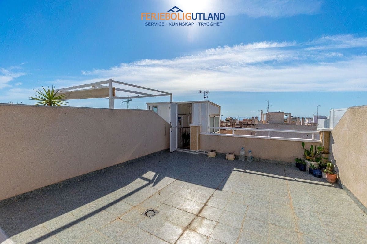 3 sypialnia Penthouse na sprzedaż w Torrevieja z garażem - 229 000 € (Ref: 10006934)