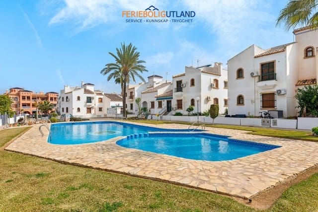 2 soveværelse Lejlighed til salg i Villamartin, Orihuela med swimmingpool garage - € 339.000 (Ref: 10006936)