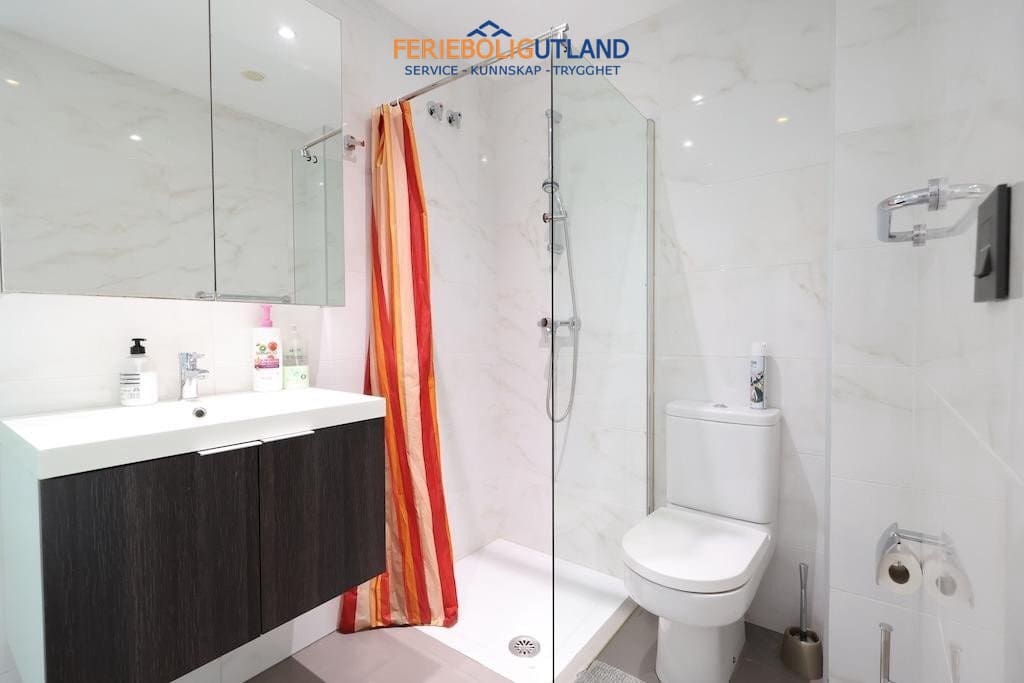 2 sypialnia Bungalow na sprzedaż w Playa Flamenca z basenem garażem - 270 000 € (Ref: 10006937)