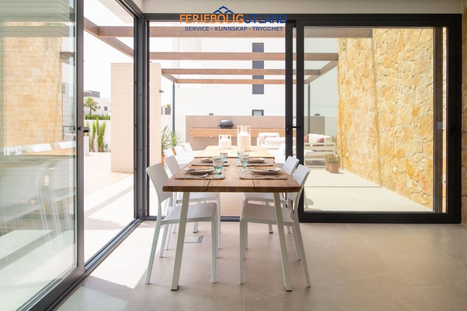 4 slaapkamer Villa te koop in Campoamor met zwembad - € 1.160.000 (Ref: 10006938)
